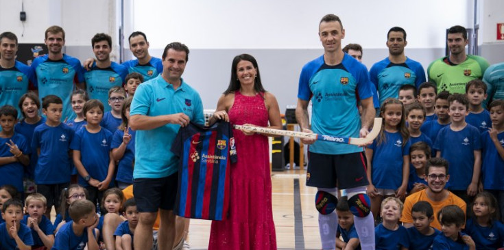 Mas, amb els integrants del Barça.