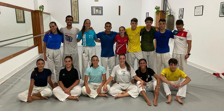 Els karatekes (kumite) de la federació, a Tenerife.