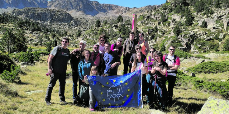 Fotografia de grup de la visita als Orris d’Encamp.