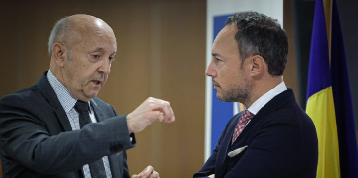 Josep Maria Mas i Xavier Espot durant la presentació de l’informe econòmic de la Cambra de Comerç.