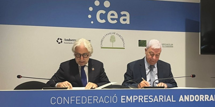 El president de Foment del Treball, Josep Sánchez Llibre, i el president de la CEA, Gerard Cadena.