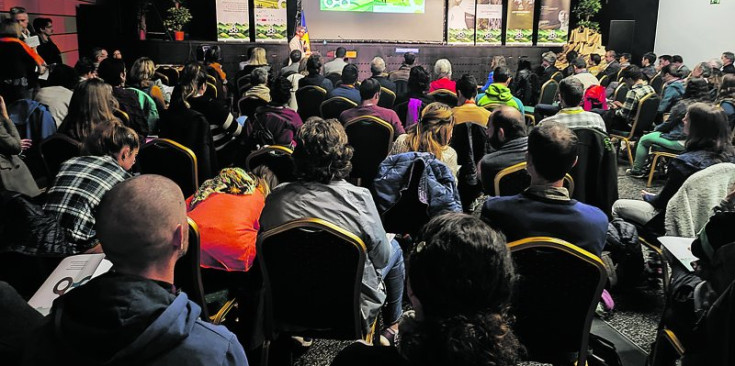 Un moment de la trobada de la Xarxa d’Educació Pirineus Vius.