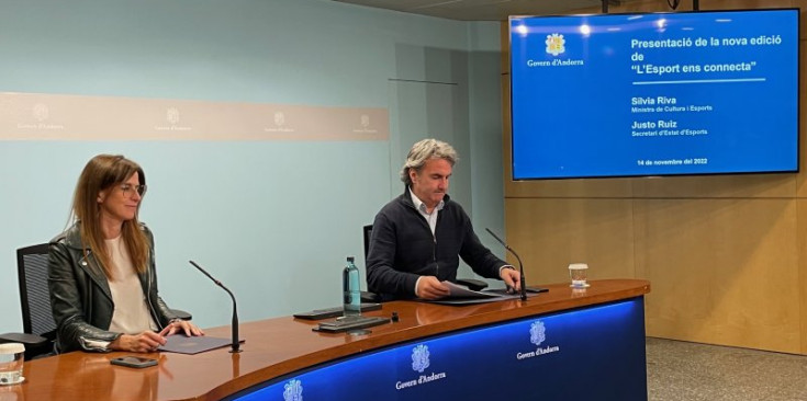 Riva i Ruiz, ahir durant la roda de premsa de presentació, a l’edifici administratiu del Govern.