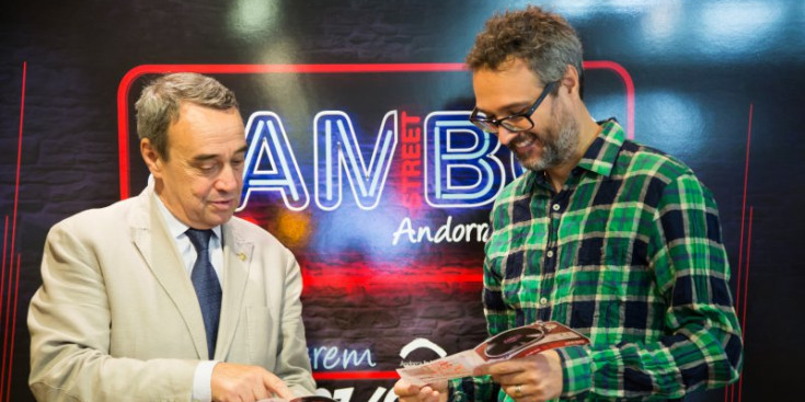 Minguillón en la presentació d'una fira musical, el juny.