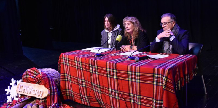 Anna Garcia, Meritxell Masson i Valentí Closa, durant la presentació dels actes de Nadal d’Escaldes-Engordany, ahir.