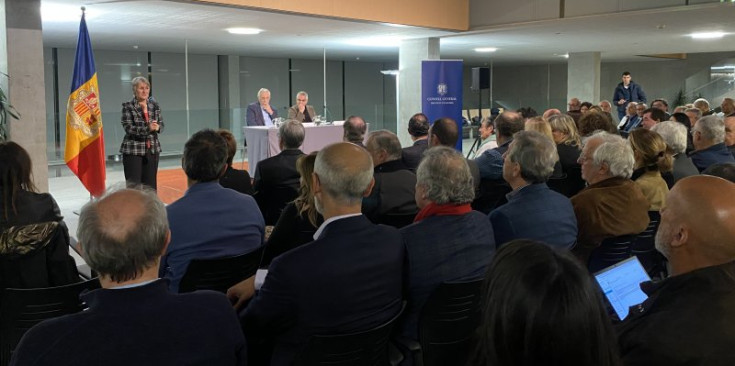 La presentació del notari Isidre Bartumeu, ahir al Consell General.