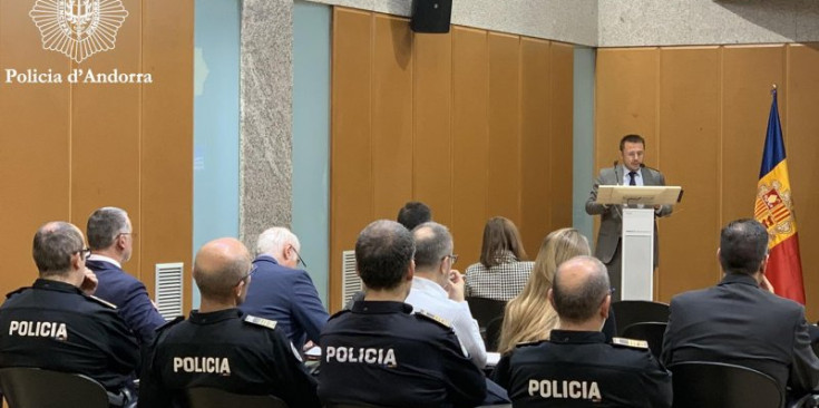 El secretari d’Estat de Justícia i Interior, Joan Antoni León, que ha donat inici a la formació.