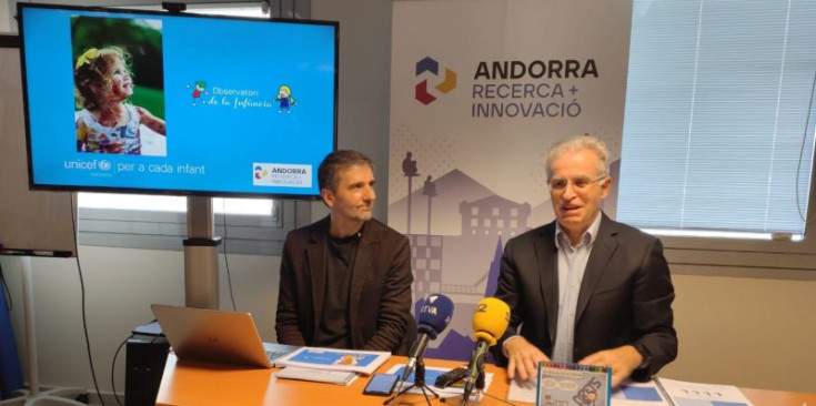 Joan Micó i Albert Mora durant la roda de premsa, ahir.