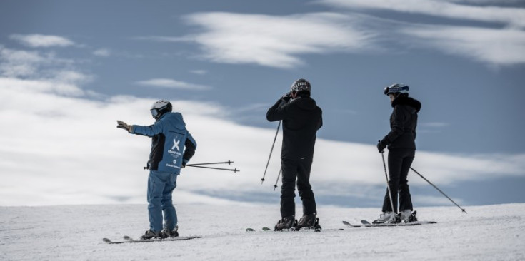 Imatge d'uns esquiadors.