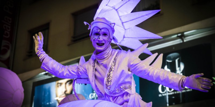 Un dels espectacles itinerants del Poblet de Nadal.