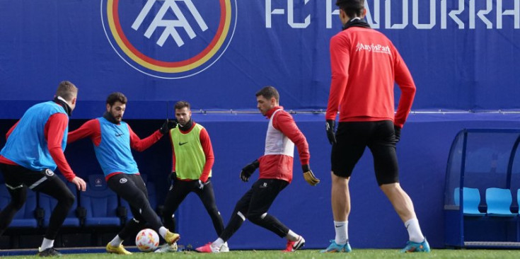 Un instant de l’últim entrenament de l’FC Andorra a l’Estadi Nacional aquesta setmana.