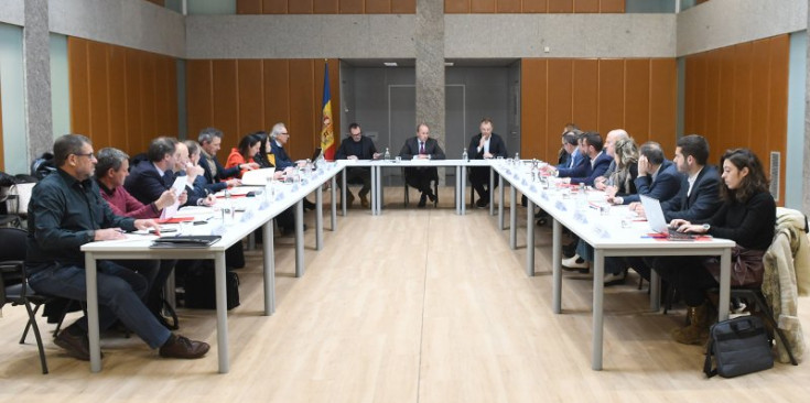 Reunió de la Comissió Nacional de Protecció Civil.