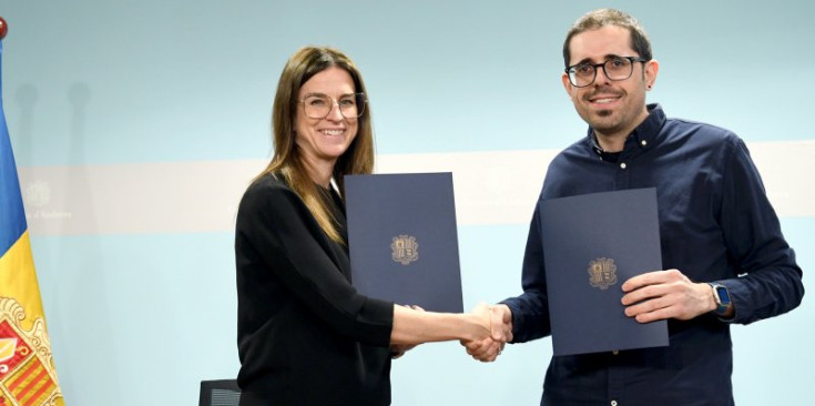 Signatura conveni de col·laboració entre el ministeri de Cultura i Esports i l’Associació d’Editors d’Andorra.