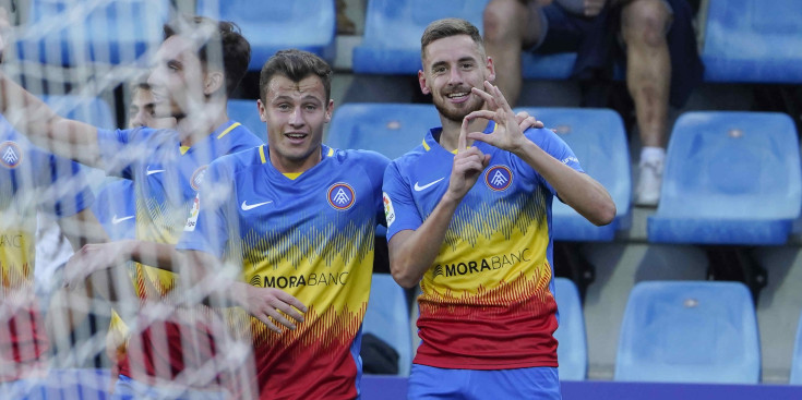 Molina celebra el seu gol, que va obrir el marcador en la victòria de l'FC Andorra contra l'SD Eibar al Nacional.