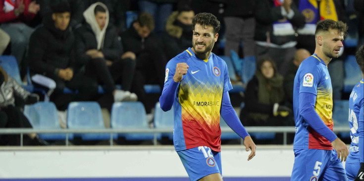 Bakis celebra un dels seus dos gols en la victòria per 4-0 contra el CD Lugo.