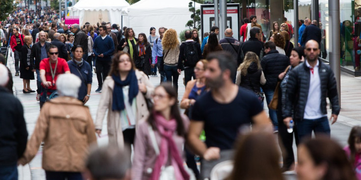 Una gentada passeja per Vivand durant la celebració de l’última edició de l’Andorra Shopping Festival.