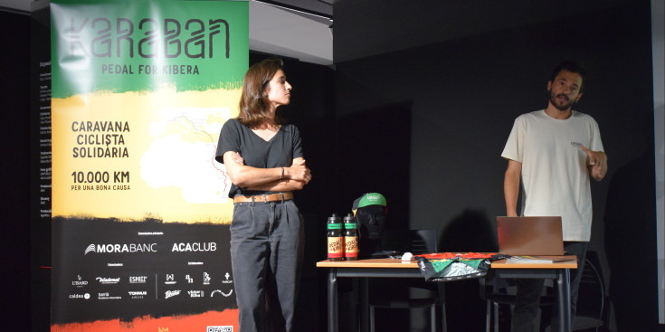 Elena Milà i David Vilanova, ahir durant la seva presentació al Bici Lab.
