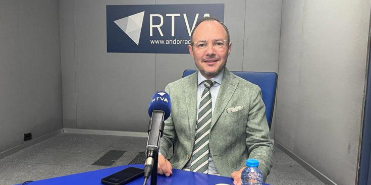 El cap de Govern, Xavier Espot, durant la seva entrevista ahir a Ràdio Nacional.