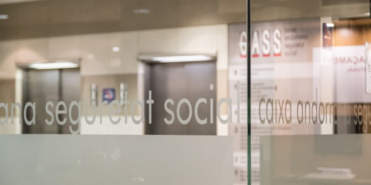 L’interior de l’edifici de la Caixa Andorrana de la Seguretat Social.