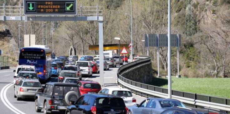 Vehicles circulant per Andorra.