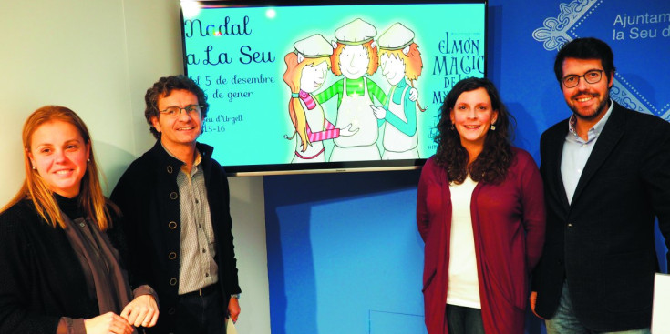 Presentació del Món Màgic de les Muntanyes amb Mireia Font, Albert Galindo, Sílvia Iscla i l’alcalde urgellenc, Albert Batalla, ahir.