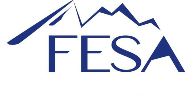El nom i logotip de la FESA.