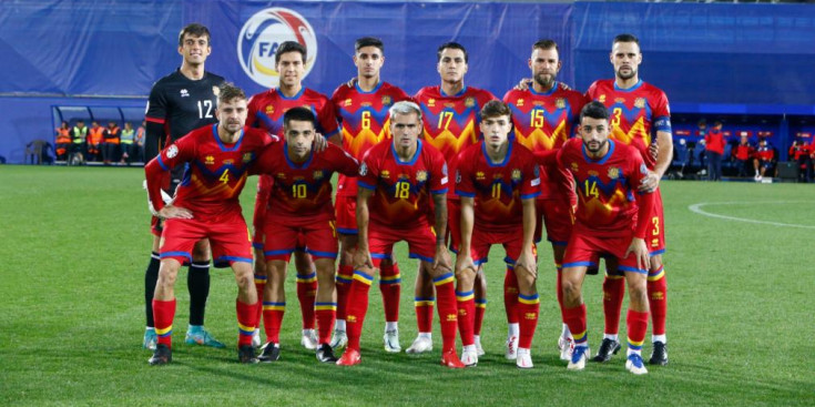 La selecció andorrana de futbol a l’Estadi Nacional.