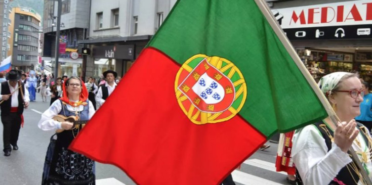Una cercavila de la Casa de Portugal.