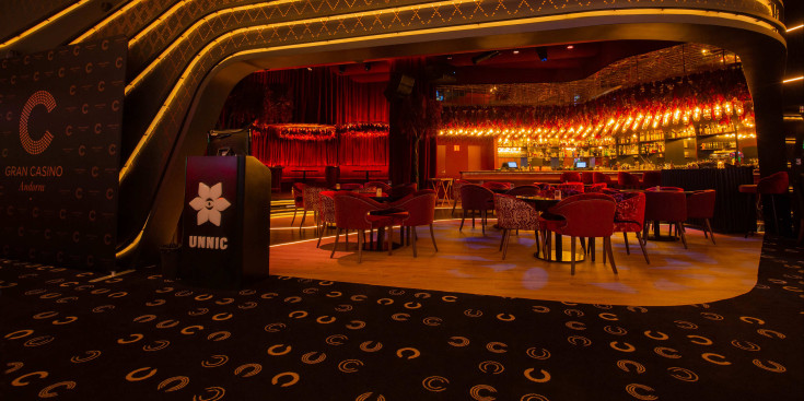 El Red Bar d'Unnic, ubicat a la segona planta del Gran Casino d'Andorra.