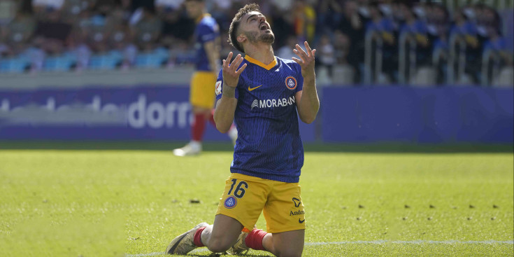 Diego Pampín lamenta una acció durant la derrota de l'FC Andorra contra l'Eibar, fa dues setmanes.