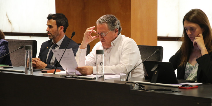Els consellers de l'oposició d'Ordino durant la sessió de Consell de Comú.