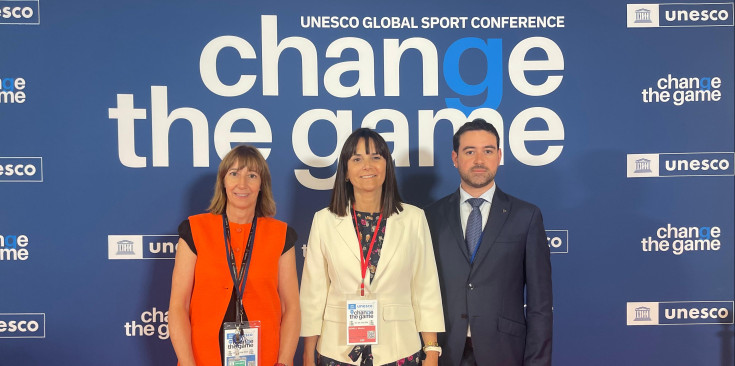 La ministra Mònica Bonell en la Conferència mundial de l’esport a París.