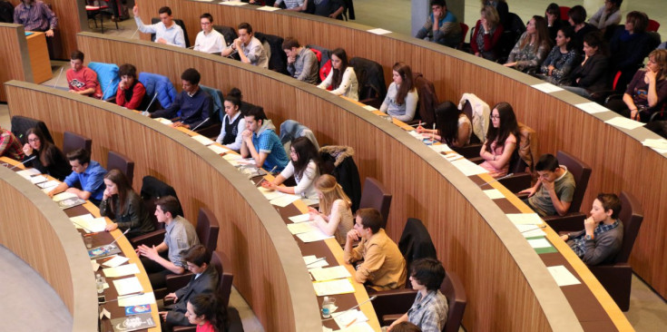 Sessió plenària on s’examinen i es voten les propostes del Consell General dels Joves, ahir.