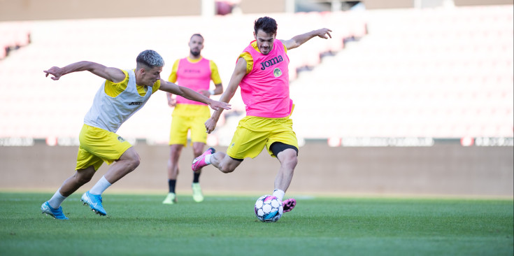 Un instant de l'entrenament dels colomencs a l'MCH Arena.