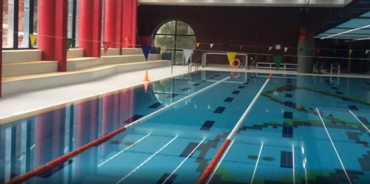 Una imatge d'arxiu de la piscina del centre esportiu.