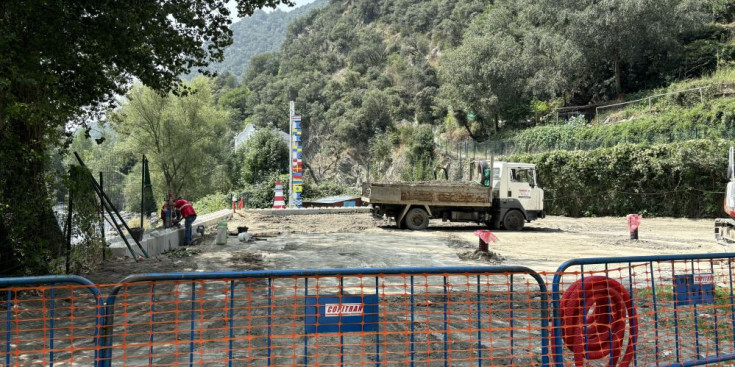 Comencen les obres de construcció i renovació del parc Prat del Senzill.