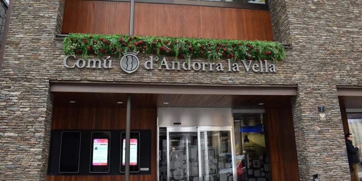 La façana del Comú d'Andorra la Vella.