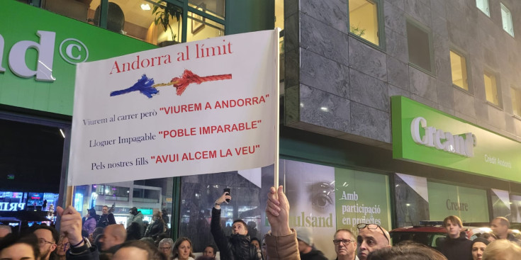 Imatge d’una manifestació per l’habitatge.