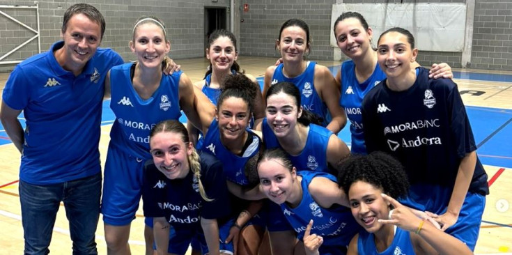 El Sènior Femení Gala després d'estrenar-se a Primera Territorial de Lleida.