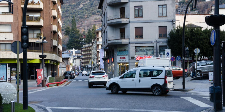 El pla pretén donar un impus a l'activitat comercial urbana de la parròquia.