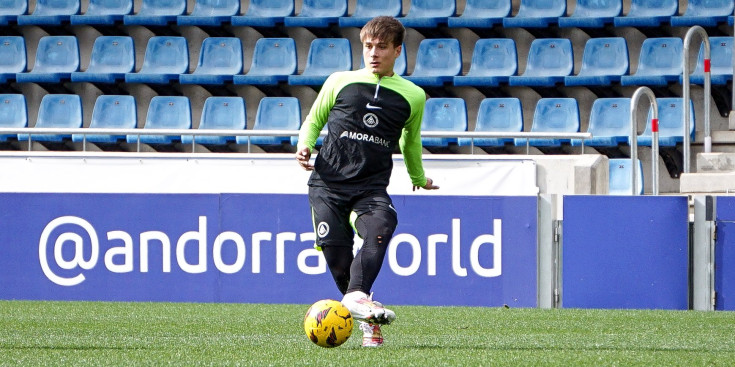 Iván Rodríguez durant un entrenament al Nacional.