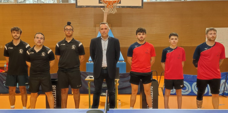 Francesc Masip, Oriol Martínez i Alessandro Sorachi abans del partit contra el CTT Olot.