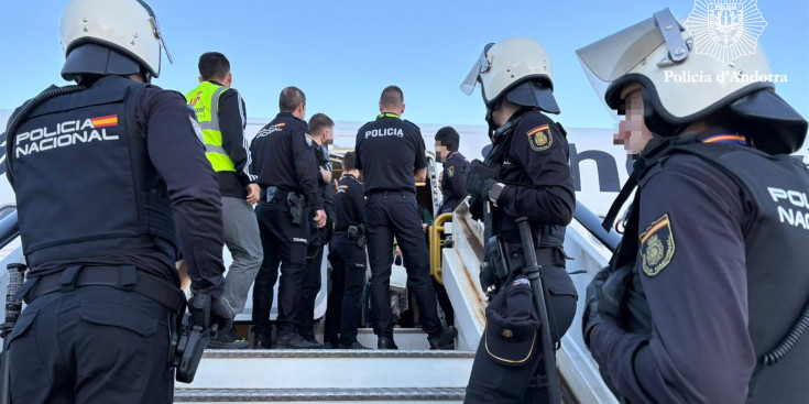 L'estada formativa que ha realitzat el sotscap del Grup de Fronteres, el sergent Bruno Queirós, a l'aeroport de Barcelona.