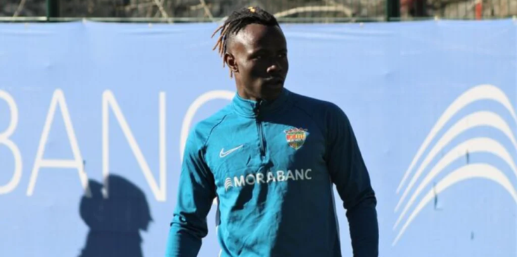 Moussa Sidibé durant un entrenament amb l'FC Andorra.