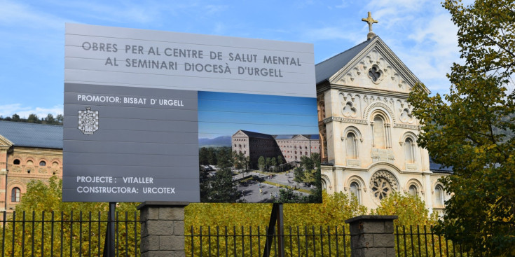 Les obres de construcció del centre de salut mental de l’Alt Pirineu en una part de l’edifici del Seminari Diocesà de la Seu d'Urgell.