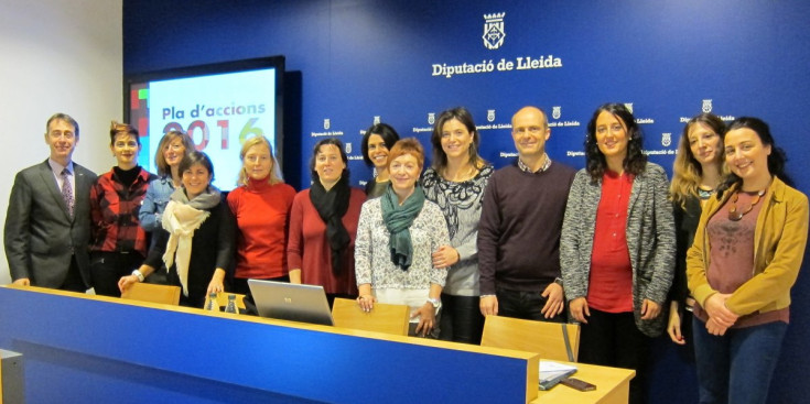 Els tècnics de turisme dels consells comarcals reunits a Lleida, ahir.