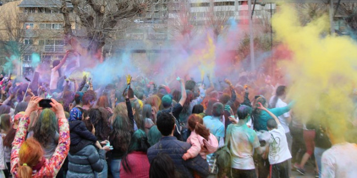 La ‘holi party’ celebrada al Prat Gran d’Encamp, ahir