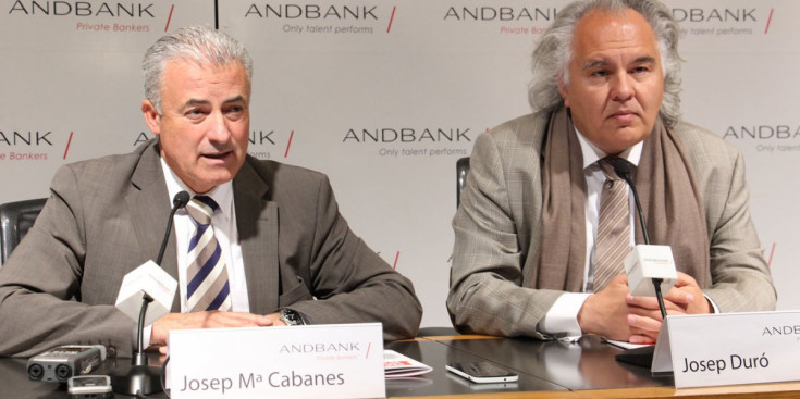 Josep M. Cabanes i Josep Duró durant la roda de premsa, ahir.