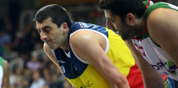 Shermadini i Bourousis, dos jugadors que encapçalen la classificació de valoració de l’ACB, es van enfrontar diumenge.