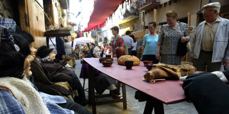 Parades d’alimentació artesanal al Mercat Medieval.